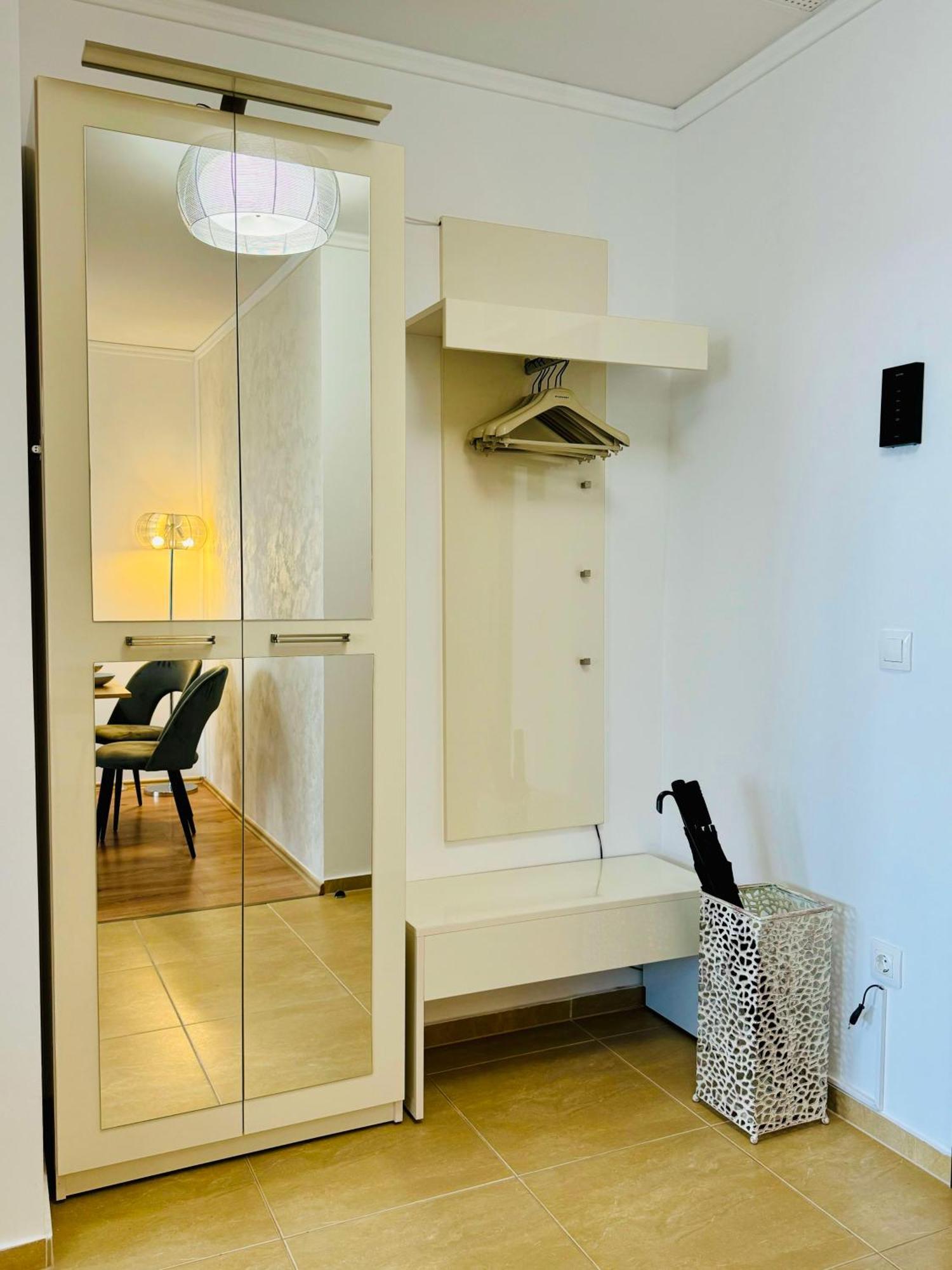 Joy City Stay Forest 84 Timisoara Esterno foto